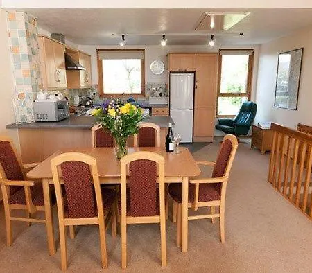 Bridge 21, Within Walking Distance Of Town Centre, Strictly No Pets Keswick (Cumbria)